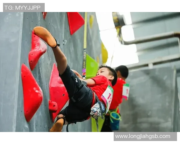 广州攀岩队勇攀高峰的极限运动嘉年华精彩回顾与突破之路